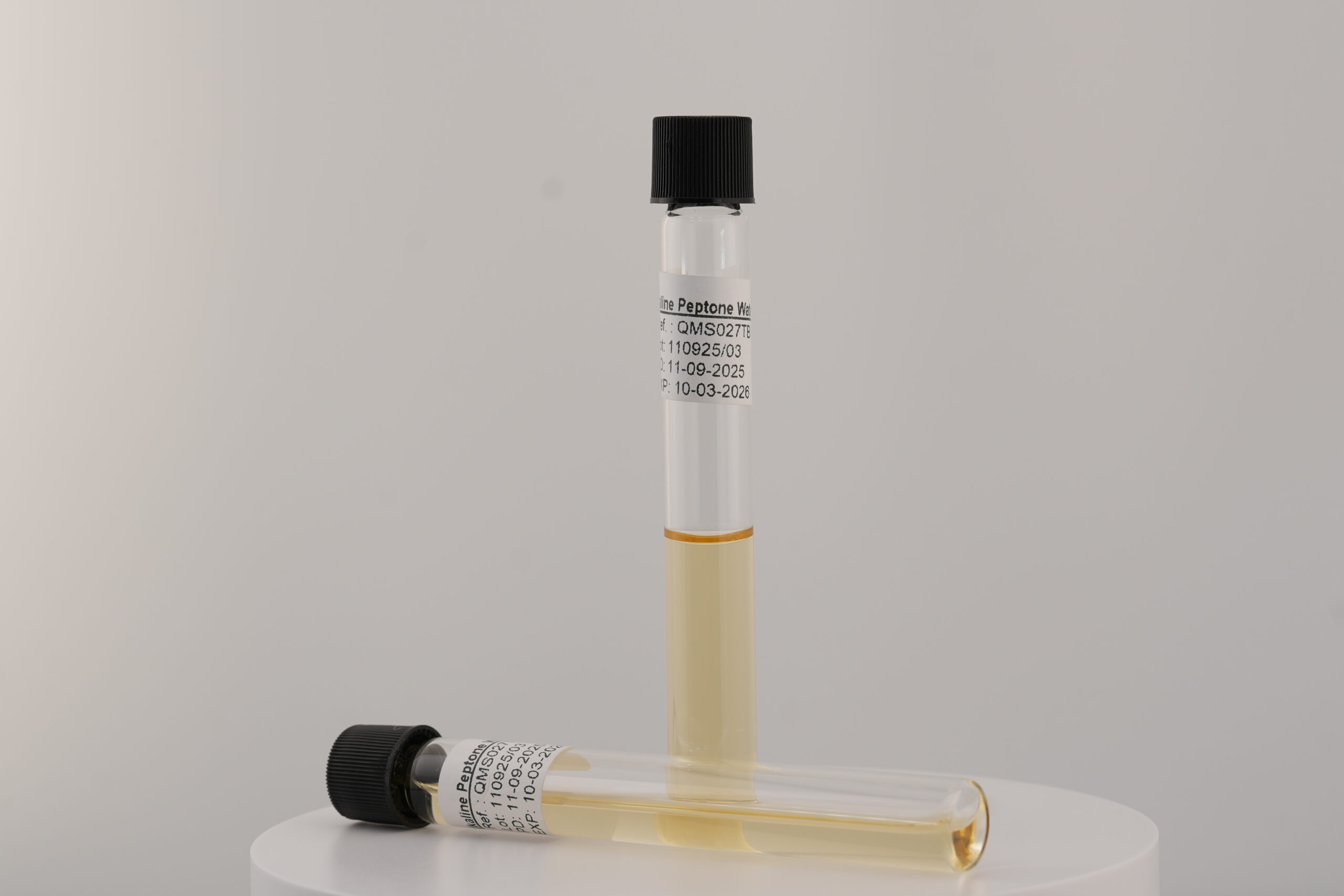 ماء الببتون القلوي